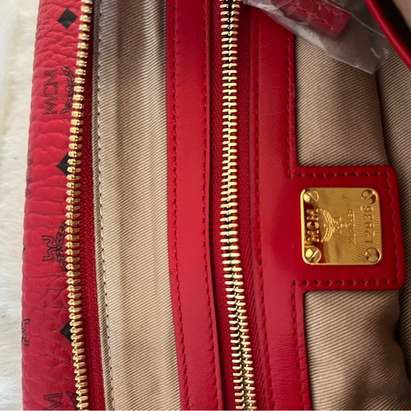 AUTHENTIC RED MCM CROSSBODY - Picture 8 of 10